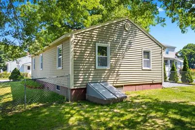60 W Elmwood Avenue, Manchester, NH 03103 - Photo 24