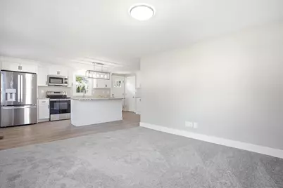 60 W Elmwood Avenue, Manchester, NH 03103 - Photo 4