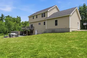 34 Dunbarton Center Rd, Bow, NH 03304 - Photo 16