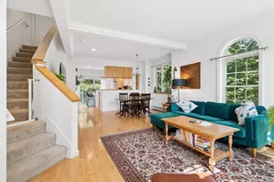 106 Barrister Dr, Hartford, VT 05001 - Photo 4