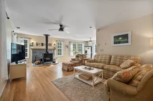 124 Riverwood Cir, Effingham, NH 03882 - Photo 26