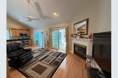 12 Twin Pond Circle, Exeter, NH 03833 - Photo 10