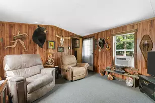 38 Pine St, Hinsdale, NH 03451 - Photo 4