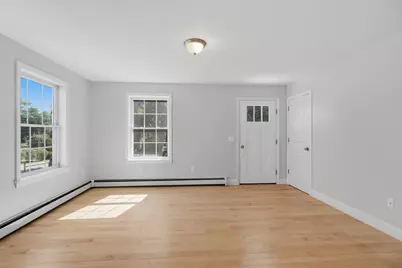 2 Evelyn Avenue, Raymond, NH 03077 - Photo 2
