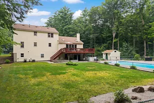 21 Kristin Dr, Derry, NH 03038 - Photo 6