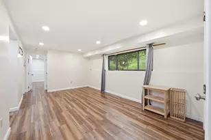 3 Brookside Dr, Exeter, NH 03833 - Photo 2