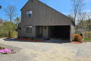 48 Coburn Woods Dr, Nashua, NH 03063 - Photo 1