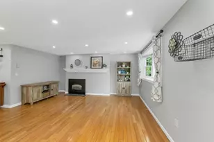 69 Fieldstone Dr, Londonderry, NH 03053 - Photo 8