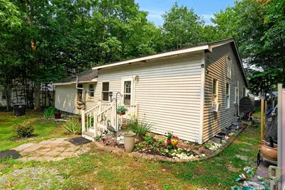 69 Robin Street, Franklin, NH 03235 - Photo 6