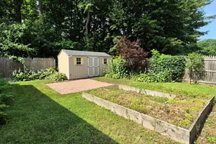 20 Bay St, Claremont, NH 03743 - Photo 6