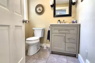 20 Bay St, Claremont, NH 03743 - Photo 16