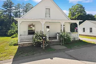 11 Summer St, Goffstown, NH 03045 - Photo 2