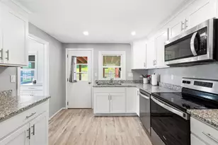 21 Carmine Rd, Nashua, NH 03063 - Photo 4