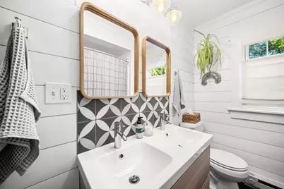 22 1/2 Baker Street, Dover, NH 03820 - Photo 18