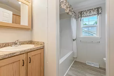 53 Brookwood Drive, Salem, NH 03079 - Photo 10