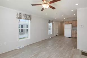 53 Brookwood Dr, Salem, NH 03079 - Photo 6
