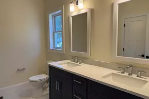 55 Wilderness Dr, Nashua, NH 03062 - Photo 4