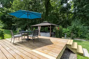 25 Bedard Ave, Derry, NH 03038 - Photo 8