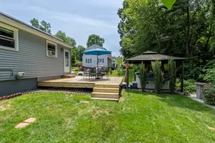 25 Bedard Ave, Derry, NH 03038 - Photo 12