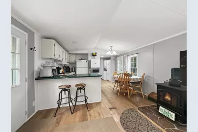 584 Bog Road, Stratford, NH 03590 - Photo 6