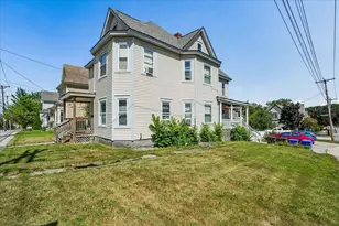 384 Bridge St, Manchester, NH 03104 - Photo 8