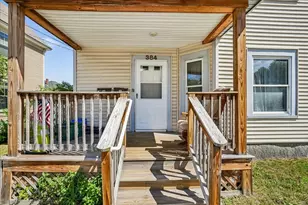 384 Bridge St, Manchester, NH 03104 - Photo 16