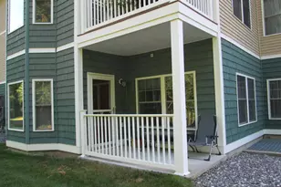 65 Hawthorne Dr, Bedford, NH 03110 - Photo 2