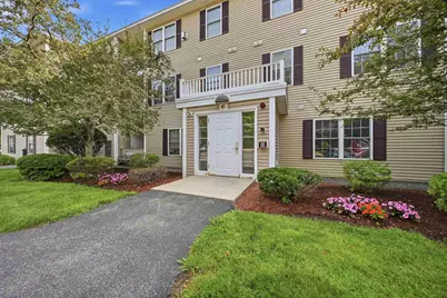 6 Crestview Circle #138, Londonderry, NH 03053 - Photo 2