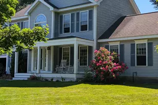 14 Naumkeag Ct, Litchfield, NH 03052 - Photo 2