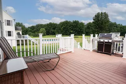 9 Shoreline Drive, Hudson, NH 03051 - Photo 8