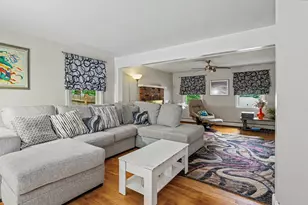 6 Colleen Rd, Nashua, NH 03062 - Photo 2