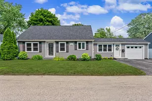 116 Monroe St, Nashua, NH 03060 - Photo 1