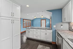 116 Monroe St, Nashua, NH 03060 - Photo 10