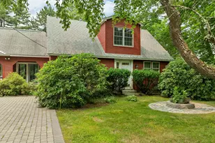 4 Highland Ave, Goffstown, NH 03045 - Photo 2