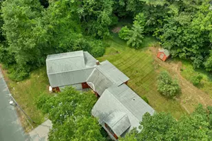 4 Highland Ave, Goffstown, NH 03045 - Photo 10