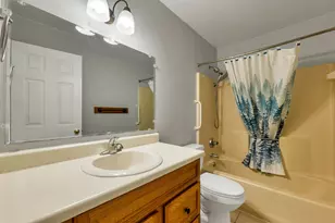 36 Circle Dr, Ashland, NH 03217 - Photo 14
