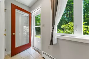 36 Circle Dr, Ashland, NH 03217 - Photo 6