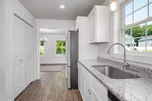 42A Terraceview Dr, Hudson, NH 03051 - Photo 8