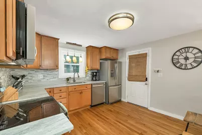3 Maplewood Avenue, Dover, NH 03820 - Photo 4