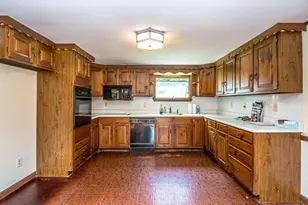 152 Parker Rd, Carroll, NH 03598 - Photo 12