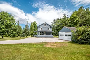 152 Parker Rd, Carroll, NH 03598 - Photo 1