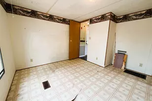 8 Hilltop Manor Mobile Home Park, Littleton, NH 03561 - Photo 28