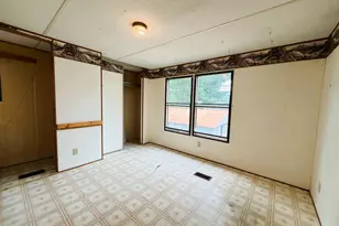 8 Hilltop Manor Mobile Home Park, Littleton, NH 03561 - Photo 26