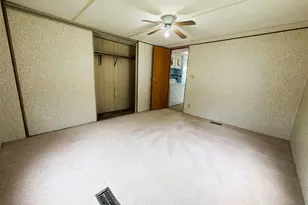 8 Hilltop Manor Mobile Home Park, Littleton, NH 03561 - Photo 16
