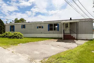 8 Hilltop Manor Mobile Home Park, Littleton, NH 03561 - Photo 2
