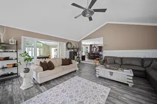 48 Cottonwood Dr, Dover, NH 03820 - Photo 14