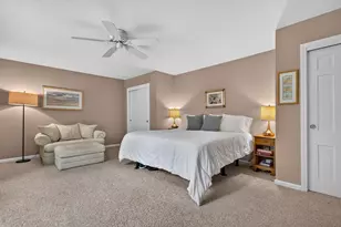 8 King Henry Dr, Londonderry, NH 03053 - Photo 42