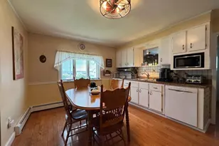74 Hobart St, Manchester, NH 03104 - Photo 14