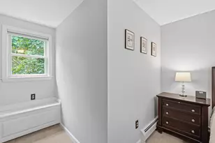 19 Tamarack Ln, Amherst, NH 03031 - Photo 22