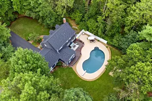 19 Tamarack Ln, Amherst, NH 03031 - Photo 2